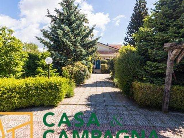 Villa in vendita a Roccamonfina CE