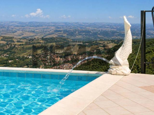Villa in vendita a Roccamorice PE