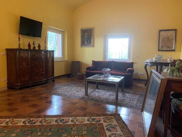 Villa in vendita a Roccantica