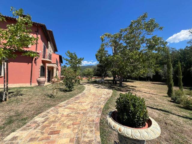 Villa in vendita a Roccantica RI
