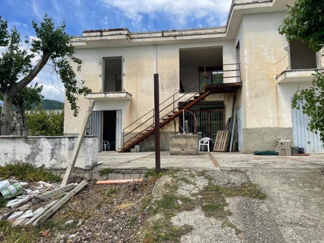 Villa in vendita a Roccarainola NA