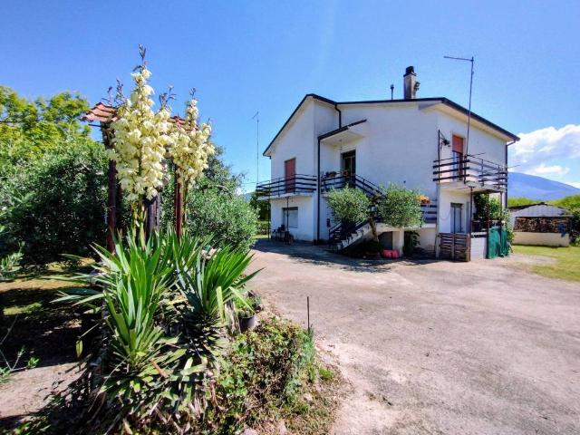 Villa in vendita a Roccasecca FR