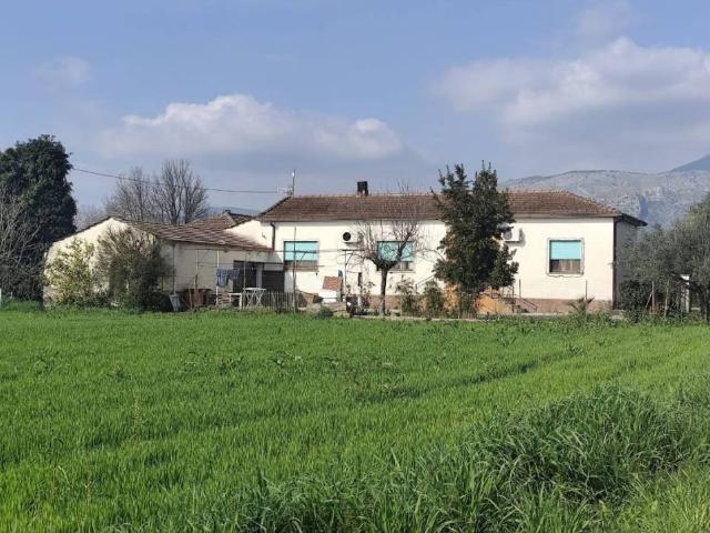 Villa in vendita a Roccasecca FR