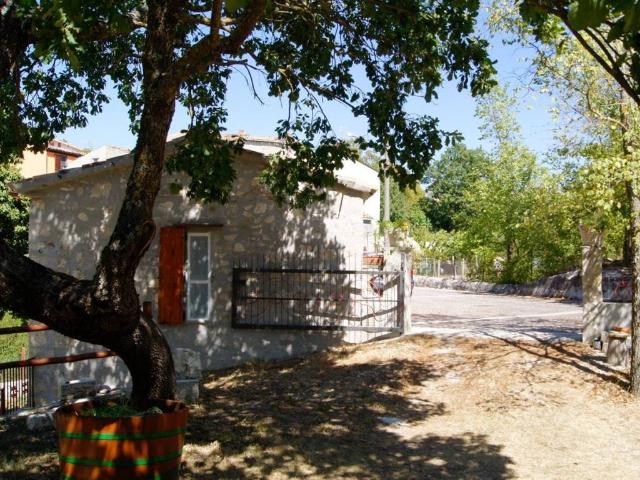 Villa in vendita a Roccasicura IS