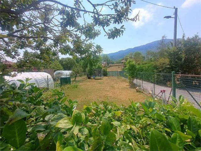 Villa in vendita a Roccasparvera CN