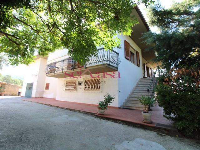 Villa in vendita a Roccastrada GR
