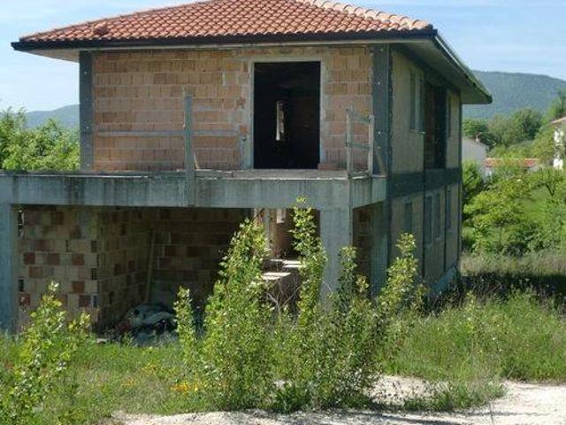 Villa in vendita a Rocchetta a Volturno IS