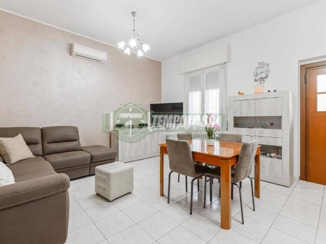 Villa in vendita a Rodano MI