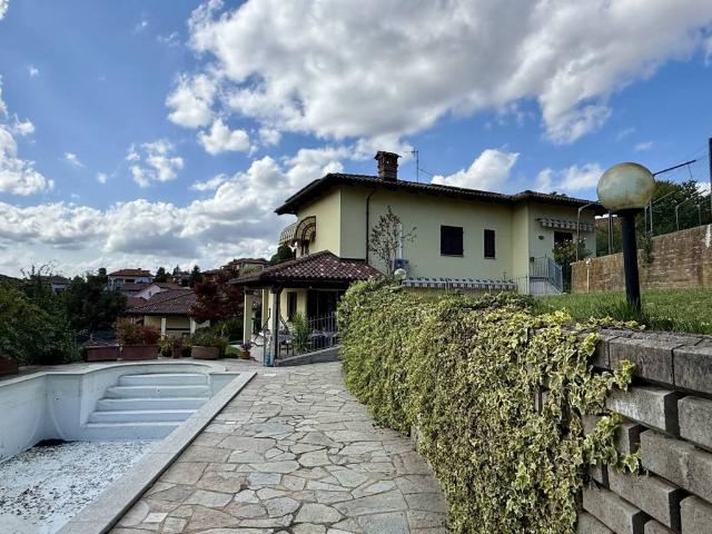 Villa in vendita a Roddi CN