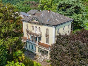 Villa in vendita a Roè Volciano BS