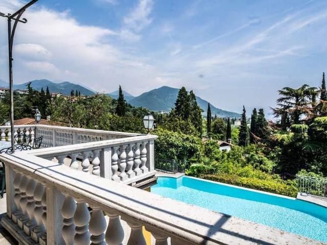 Villa in vendita a Roè Volciano BS