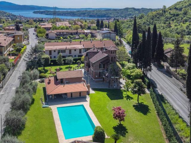 Villa in vendita a Roè Volciano BS