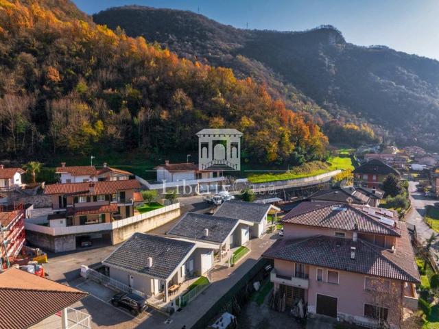 Villa in vendita a Roè Volciano BS