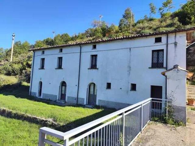 Villa in vendita a Rogliano CS