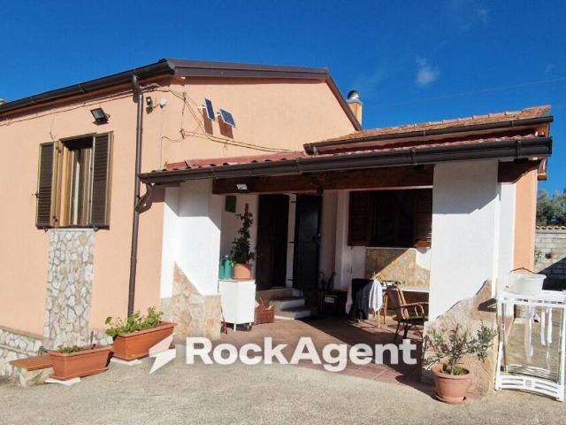 Villa in vendita a Rogliano CS