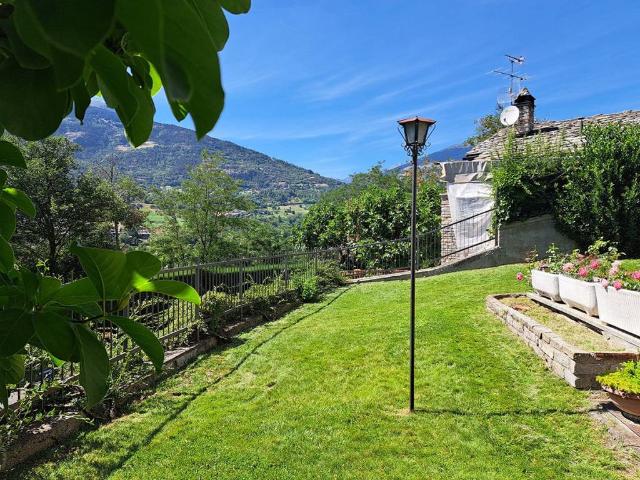 Villa in vendita a Roisan AO