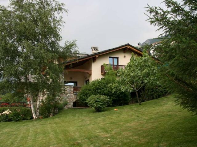Villa in vendita a Roisan AO