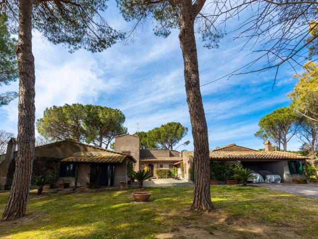 Villa in vendita a Roma