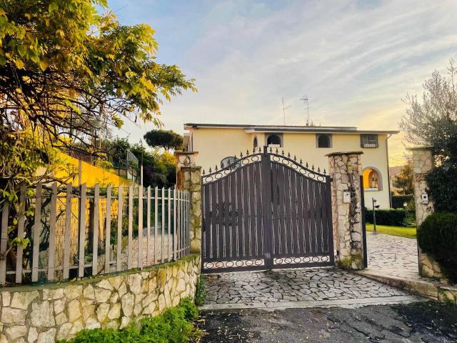 Villa in vendita a Roma