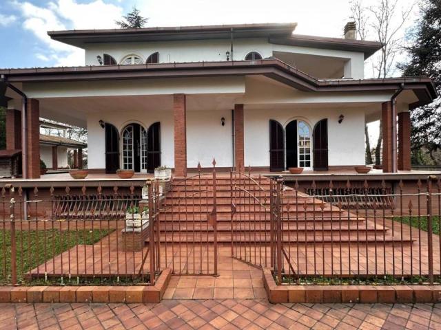 Villa in vendita a Roma