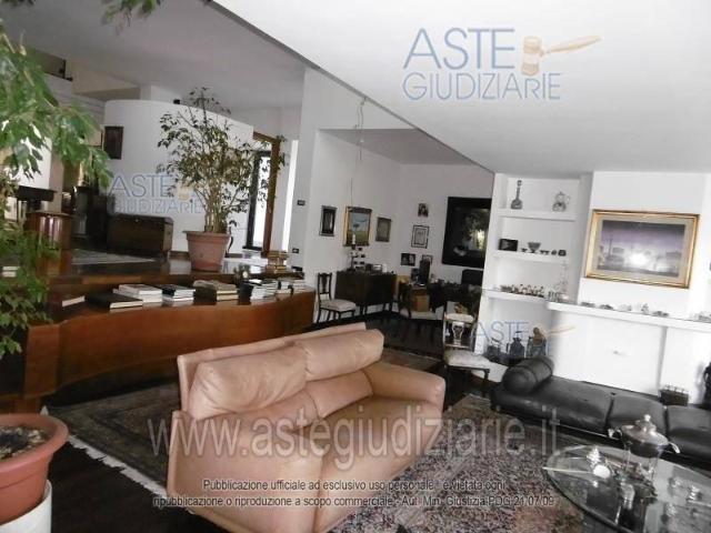 Villa in vendita a Roma