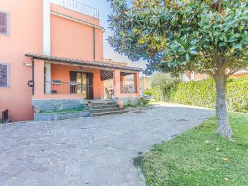 Villa in vendita a Roma