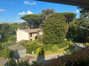 Villa in vendita a Roma RM