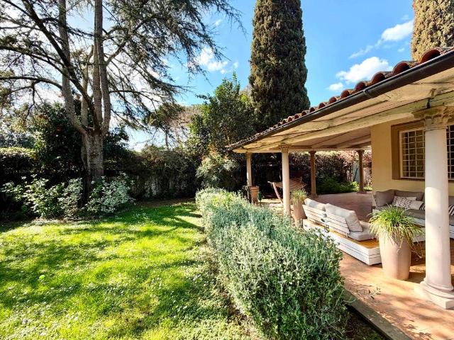 Villa in vendita a Roma RM