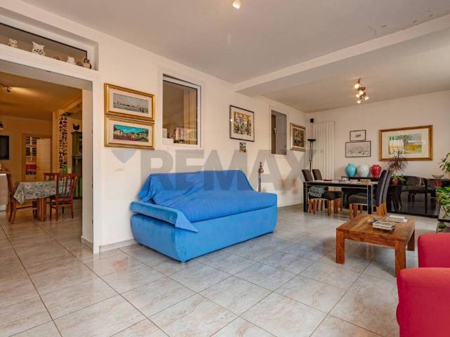 Villa in vendita a Roma RM