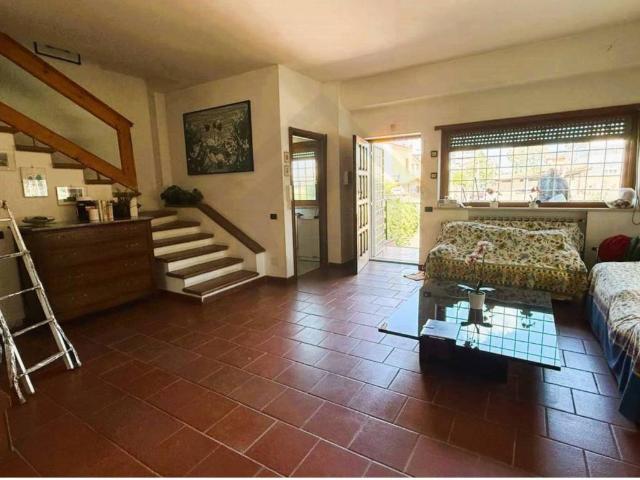Villa in vendita a Roma RM