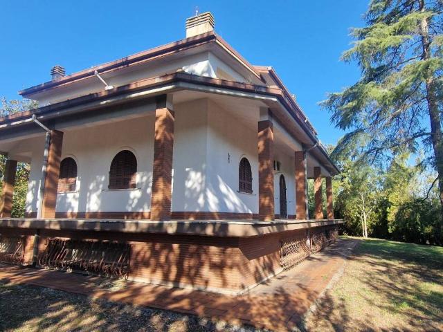 Villa in vendita a Roma RM