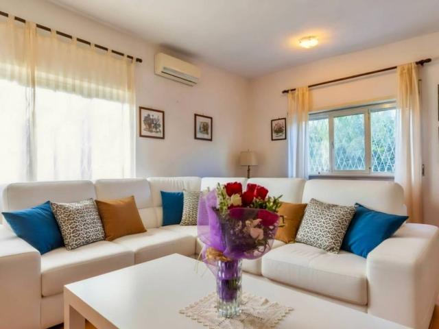 Villa in vendita a Roma RM