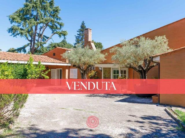 Villa in vendita a Roma RM