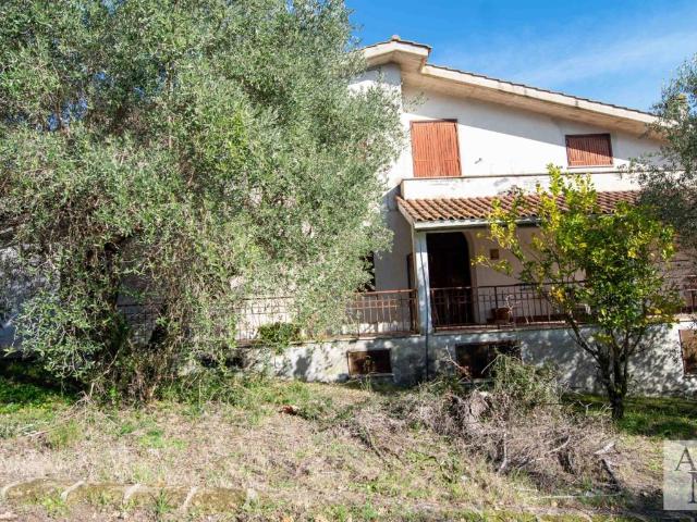 Villa in vendita a Roma RM
