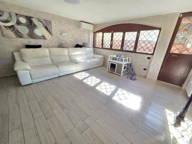Villa in vendita a Roma RM