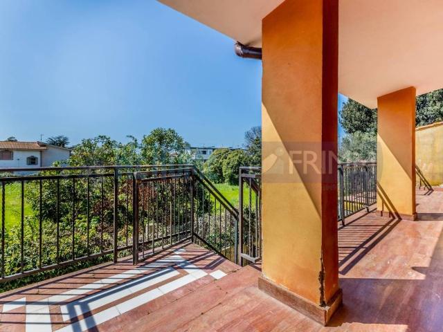 Villa in vendita a Roma RM