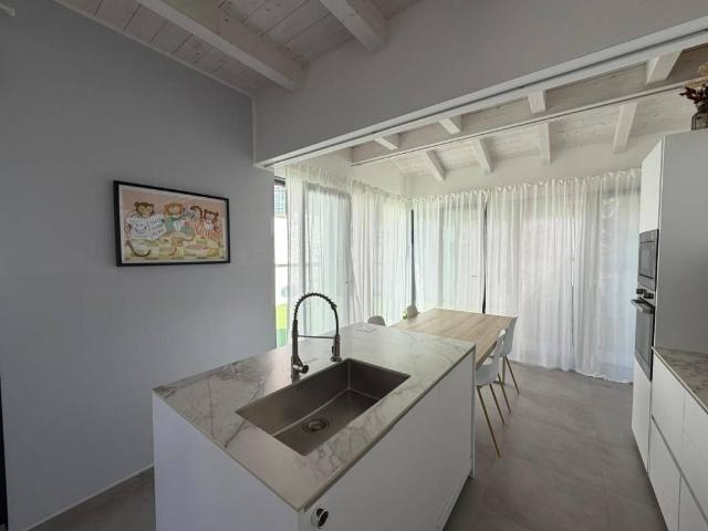 Villa in vendita a Roma RM