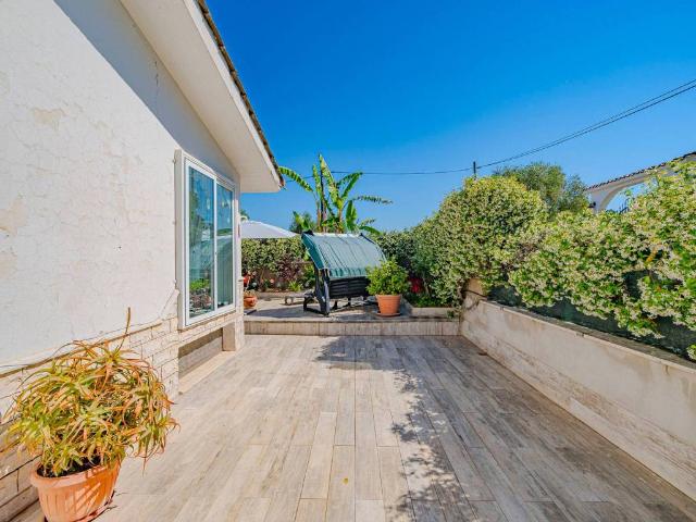 Villa in vendita a Roma RM