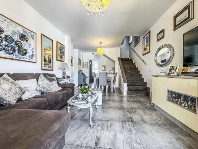 Villa in vendita a Roma RM