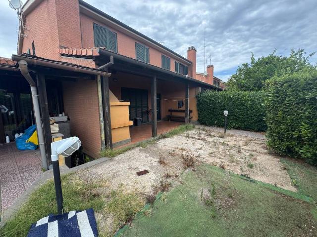 Villa in vendita a Roma RM