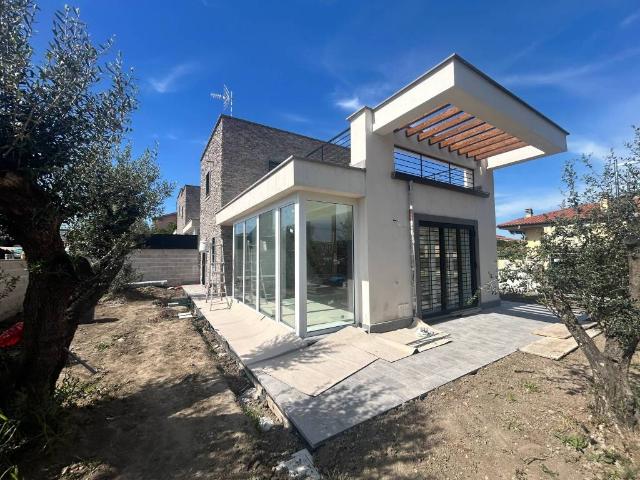 Villa in vendita a Roma RM