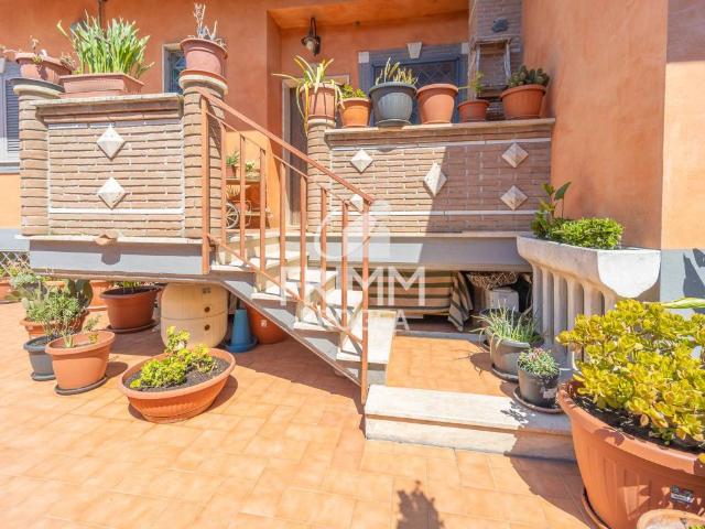 Villa in vendita a Roma RM
