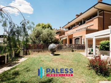 Villa in vendita a Roma RM