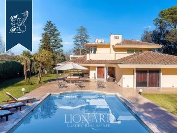 Villa in vendita a Roma RM