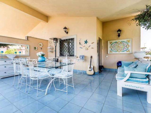 Villa in vendita a Roma RM