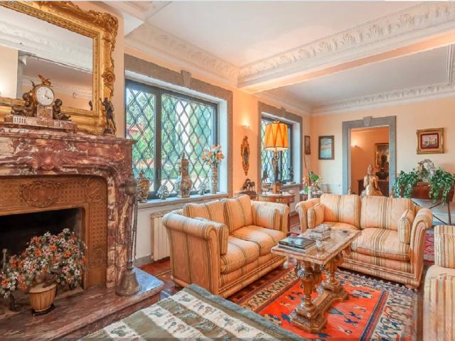 Villa in vendita a Roma RM