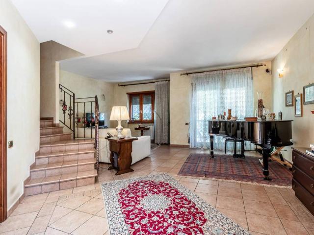 Villa in vendita a Roma RM