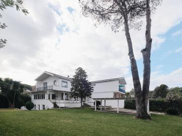 Villa in vendita a Roma RM