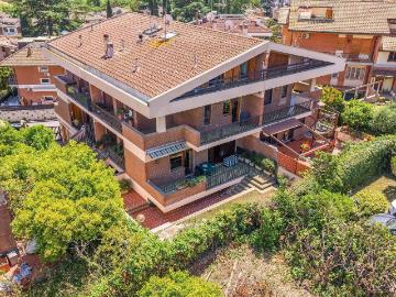 Villa in vendita a Roma RM