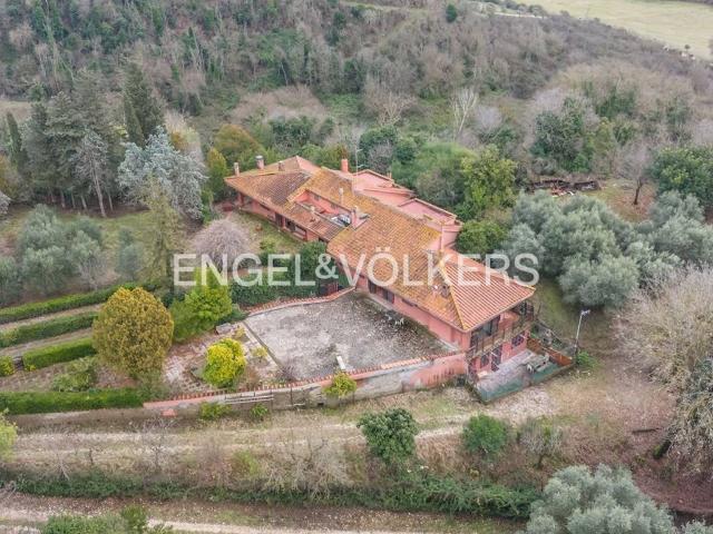 Villa in vendita a Roma RM